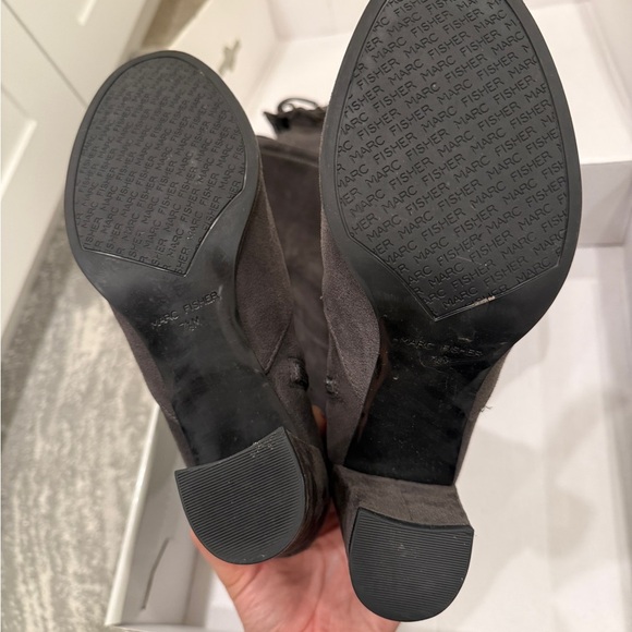 Marc Fisher Lencon Over the Knee Boots (size 7.5) - Picture 2 of 6